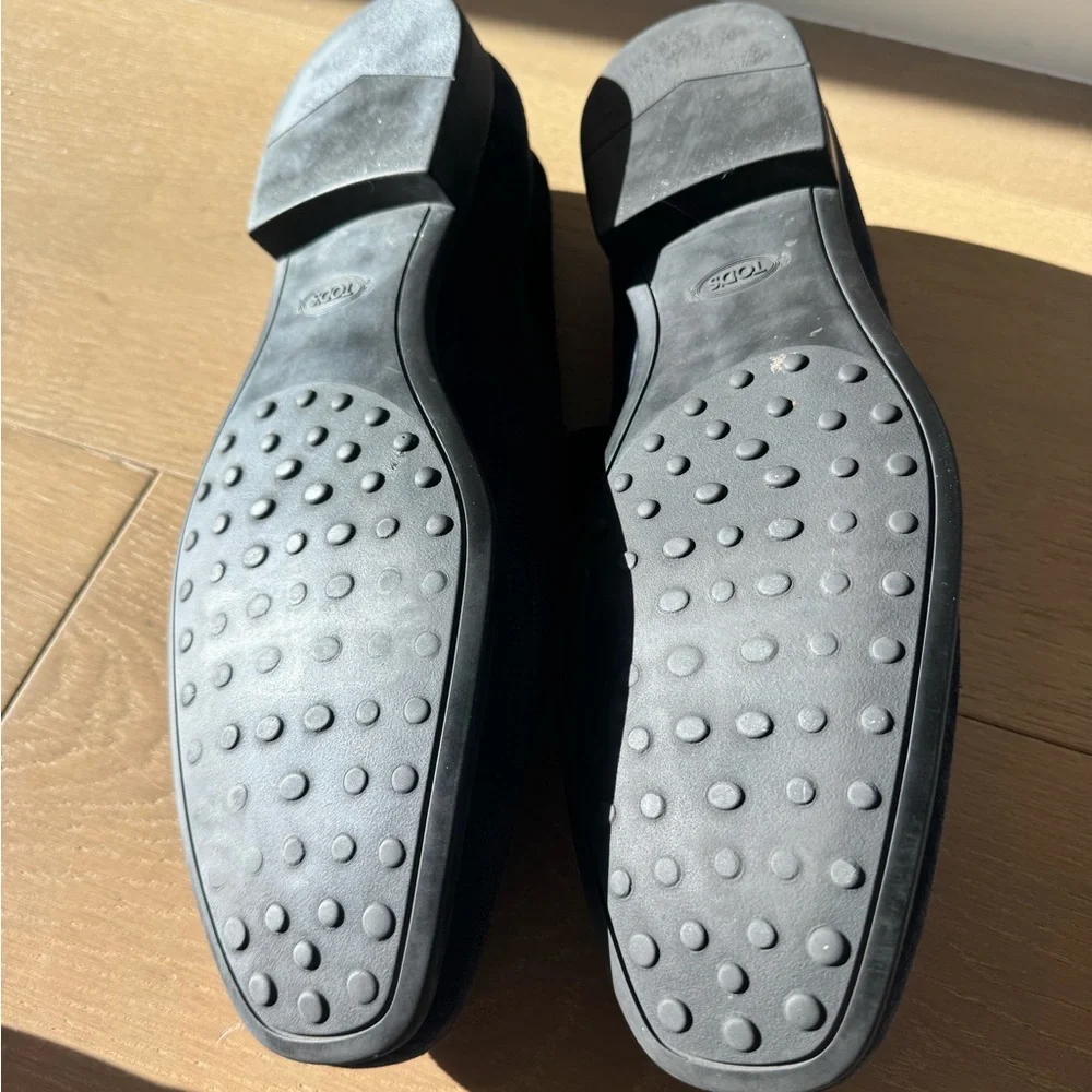 Tods reposhing this
